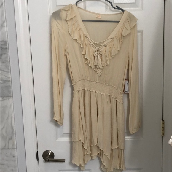 Surf Gypsy Dresses & Skirts - NWT Beige Surf Gypsy dress. Size small!